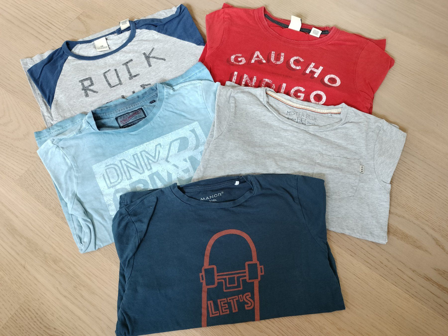 Maglioni & Felpe: 5x Langarm-Shirt Grösse 128 – Usato da Neftenbach venduto da TheKringel