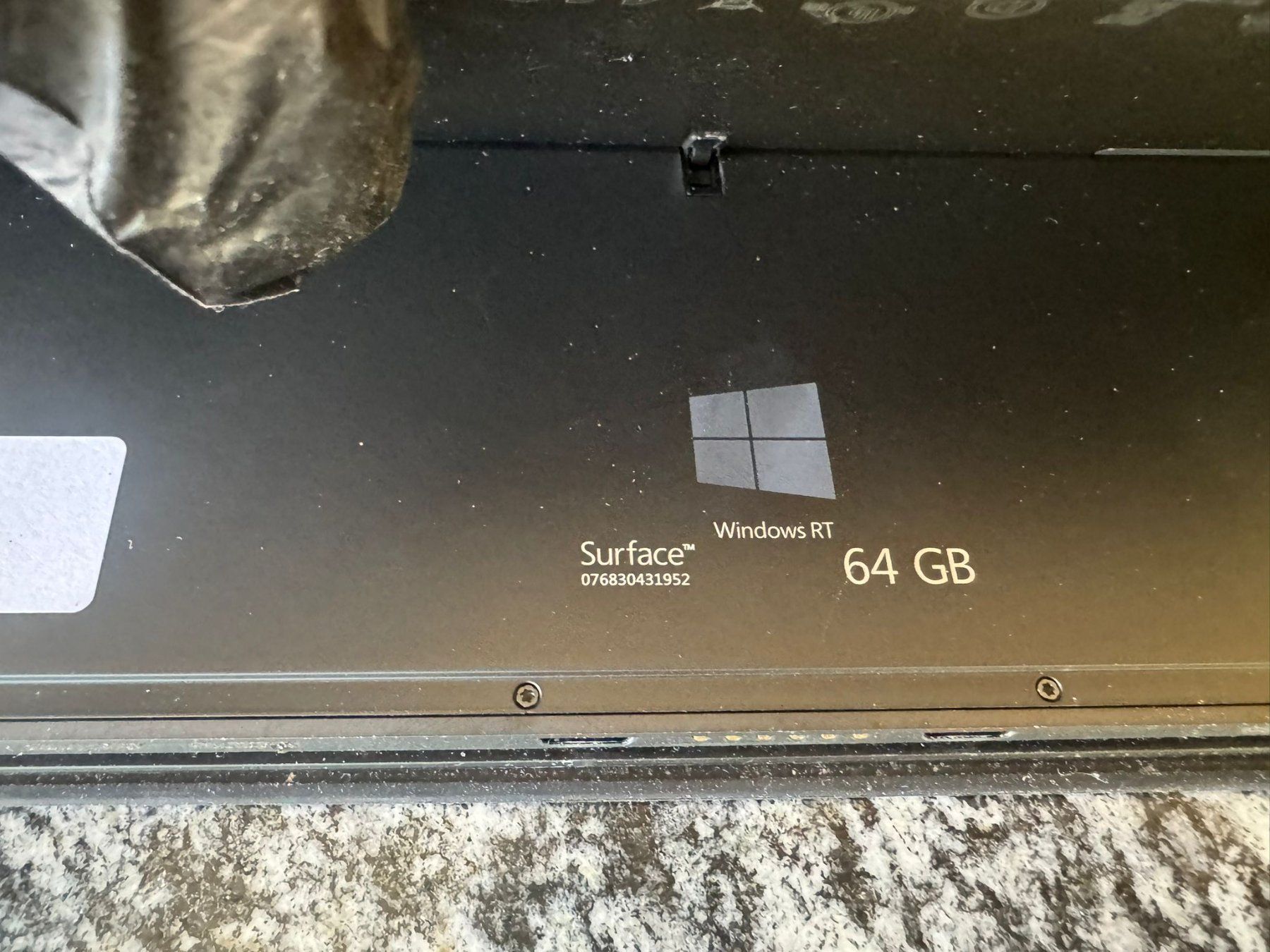 Microsoft Tablet PC: Surface RT 64GB - ungeprüft!! Ab 12CHF!! – Difettoso da Olten venduto da HoYa01 3