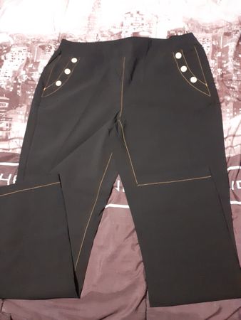 Schwarze Schlupfhose 44 Neuwertig