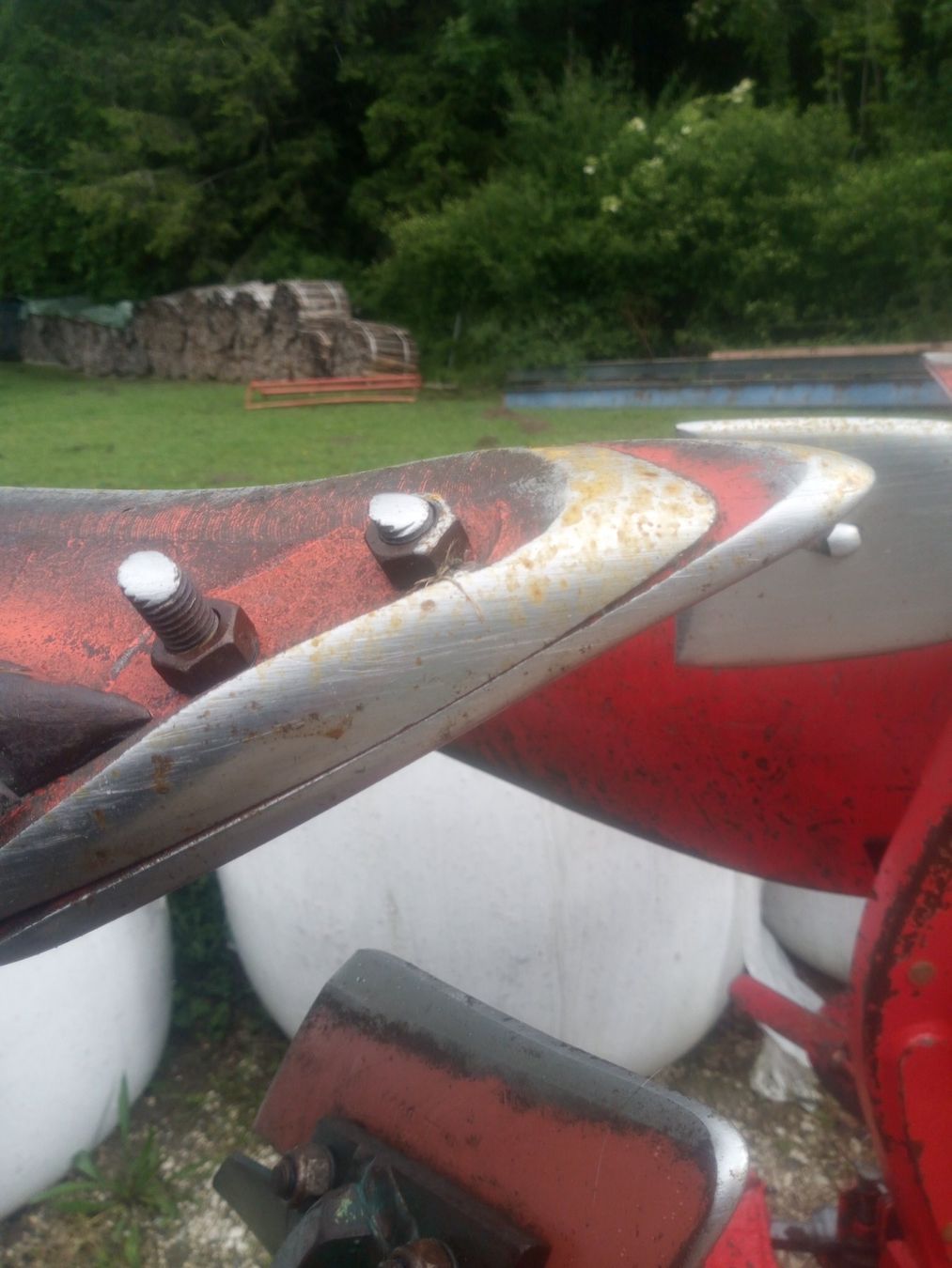 OTT Aratri: Pflug Ott 3-Schar – Usato da Rüttenen venduto da Dart4 4