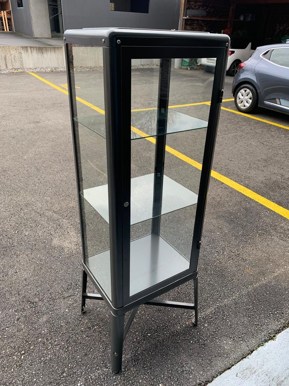 Vetrine: Vitrine IKEA Fabrikor métal – Usato da Val-d'Illiez venduto da LuckLuc 1