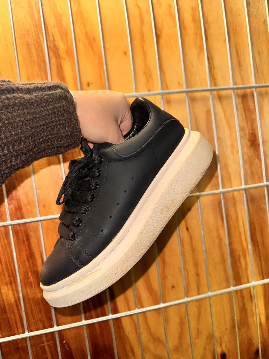 Alexander Mcqueen Scarpe da uomo: Schwarze Sneaker von Alexander McQueen, Grösse 38 – Usato da Winterthur venduto da axxgkc_123 5