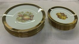 12-teiliges Vintage Tellerset