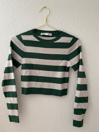 kurz Pulli von ZARA in Gr. M (36 kleine 38)