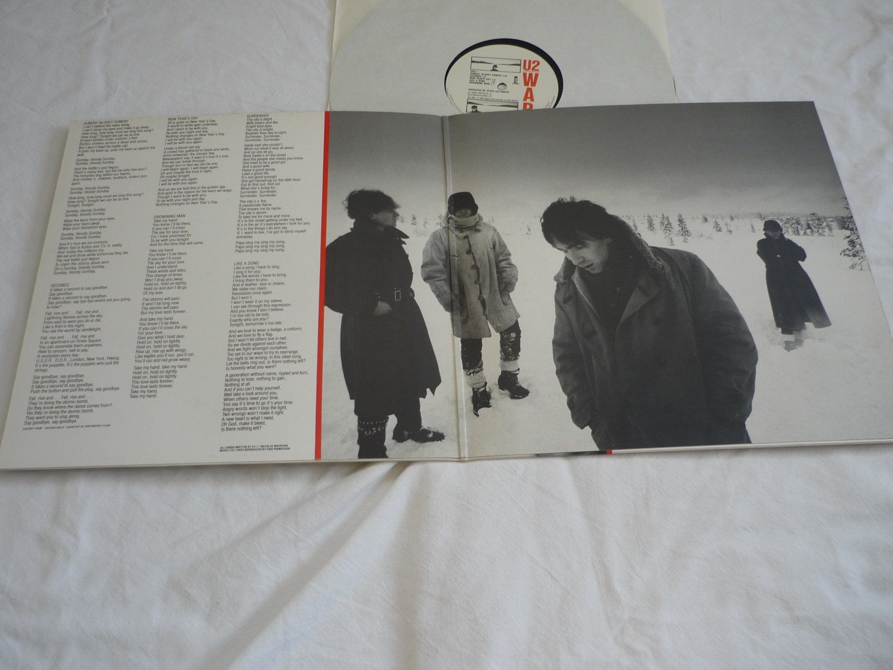 Dischi in vinile: 1x 12" Schallplatte - U2 War – Usato da Beringen venduto da Flatretriever 3
