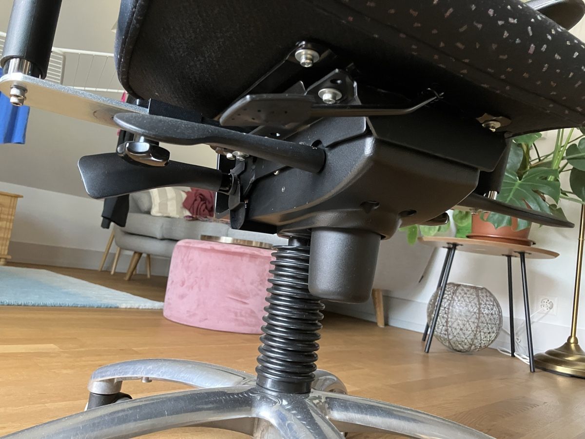 Chaises: Ergonomischer Bürostuhl Silya Synchron – D'occasion à Bern par paulettina 3