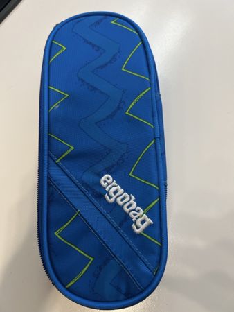 ergobag Federmäppchen blau mit Zickzack Muster guter Zustand