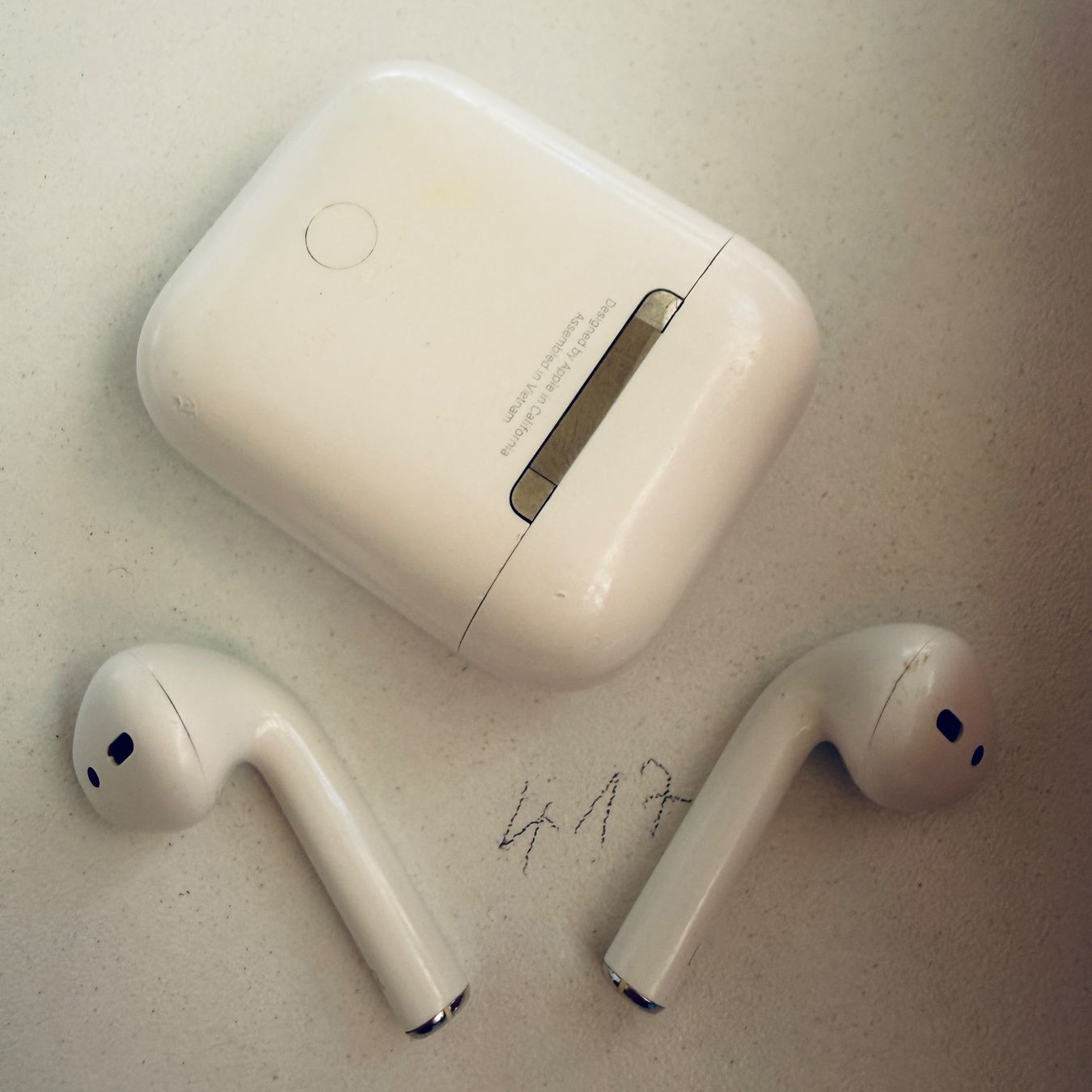 Apple Casques audio: Original Apple AirPods 2 Gen. Wireless Kopfhörer & Case – D'occasion à Basel par MY.AIRPODS.SHOP 5