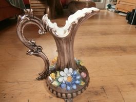 alte sehr blumige Wasser-/Wein Karaffe