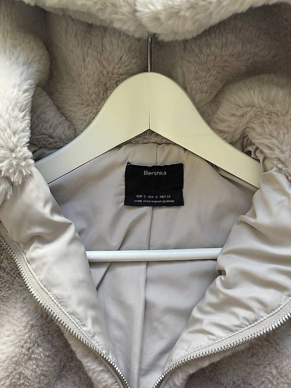 Giacche: Giacca Bershka   – Usato da Luzern venduto da vio_hsk6 1