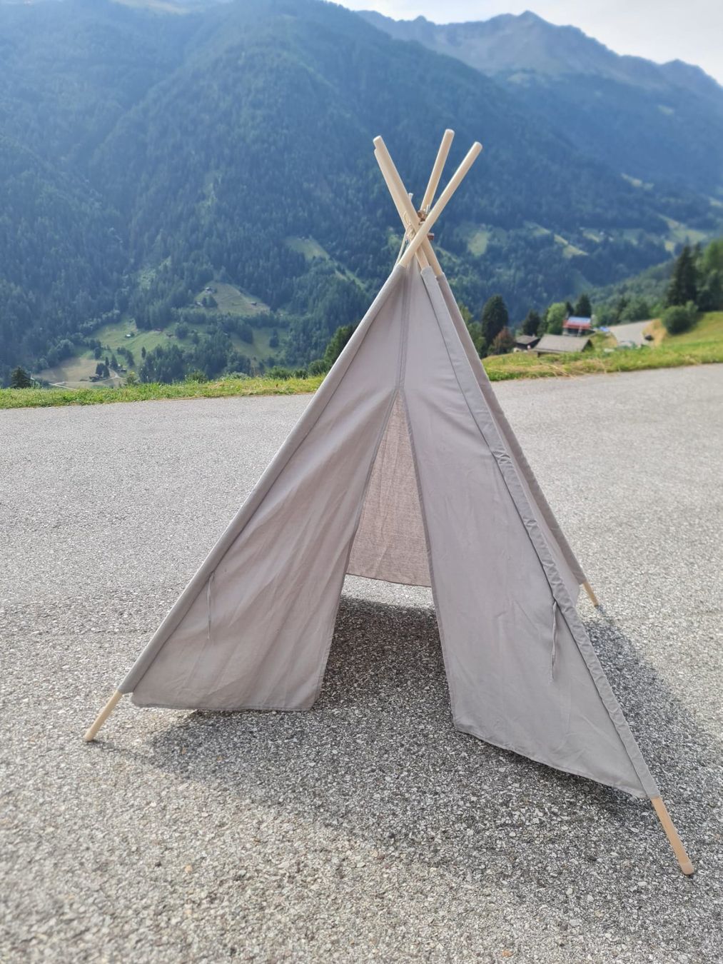 Spielzeuge: TIPI ENFANT – Gebraucht aus Haute-Nendaz von sga_wcp8