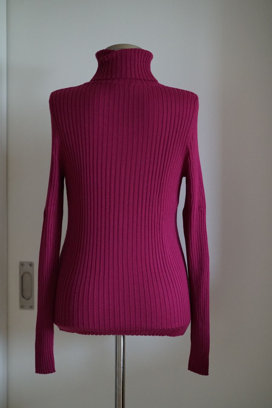Max Mara Maglioni & Felpe: MALIPARMI Rollkragen-Pullover, Gr.L (wie Max Mara) – Nuovo (secondo la descrizione) da Zofingen venduto da NEOLO 2