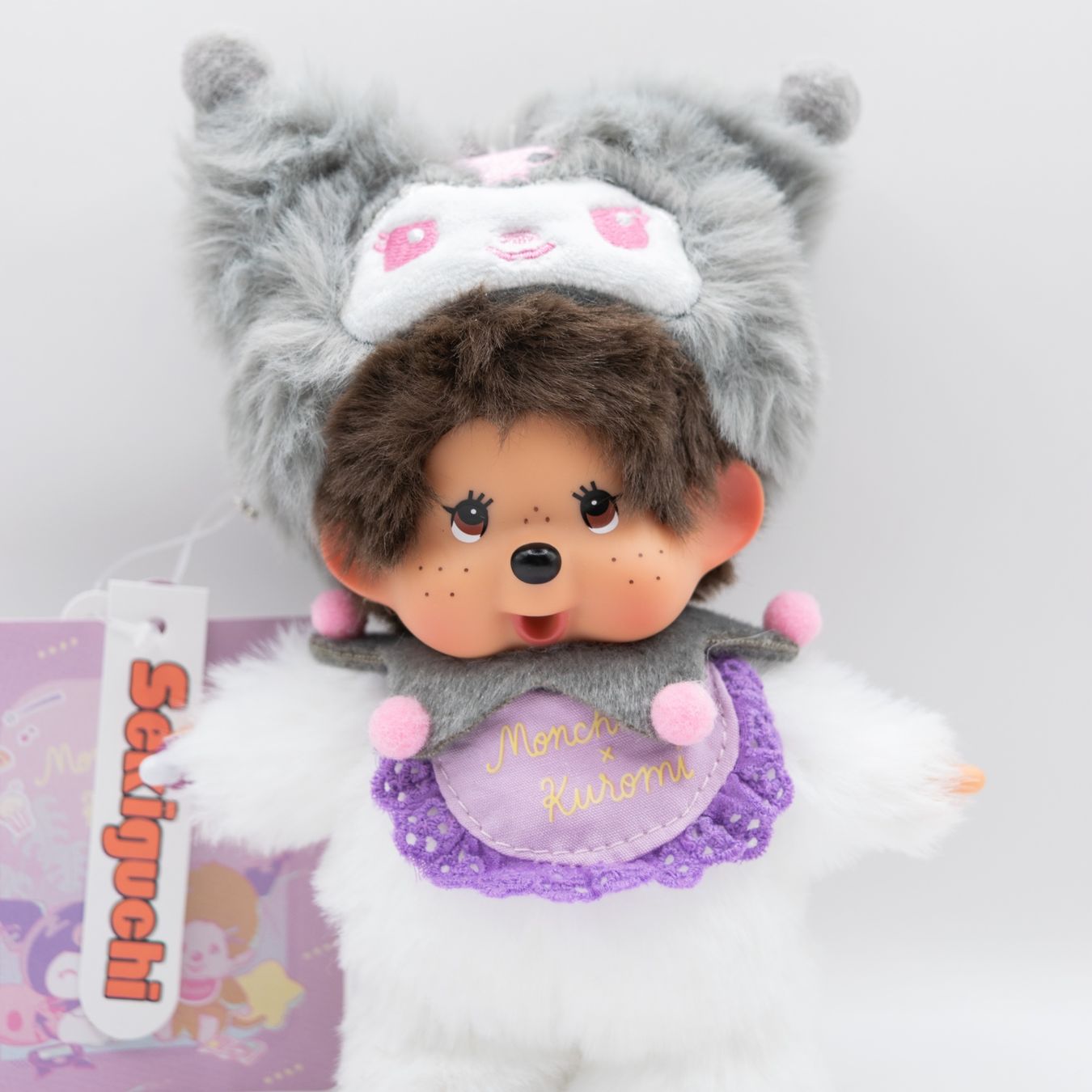 Statuette: Monchhichi x KUROMI Plush Pendant – Nuovo e nell'imballaggio originale da Belmont-Lausanne venduto da HausPopCharm 1