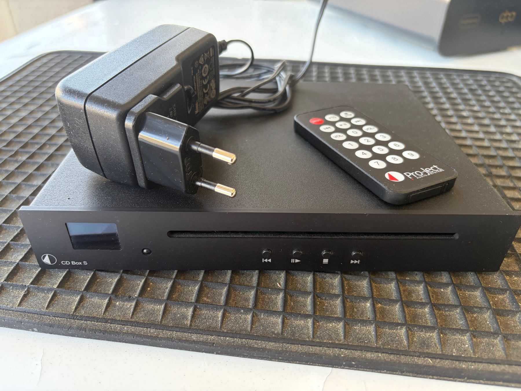 Pro-ject Lecteur multimedia & Streamer: Pro-Ject CD Box S – D'occasion à Stäfa par Dowser