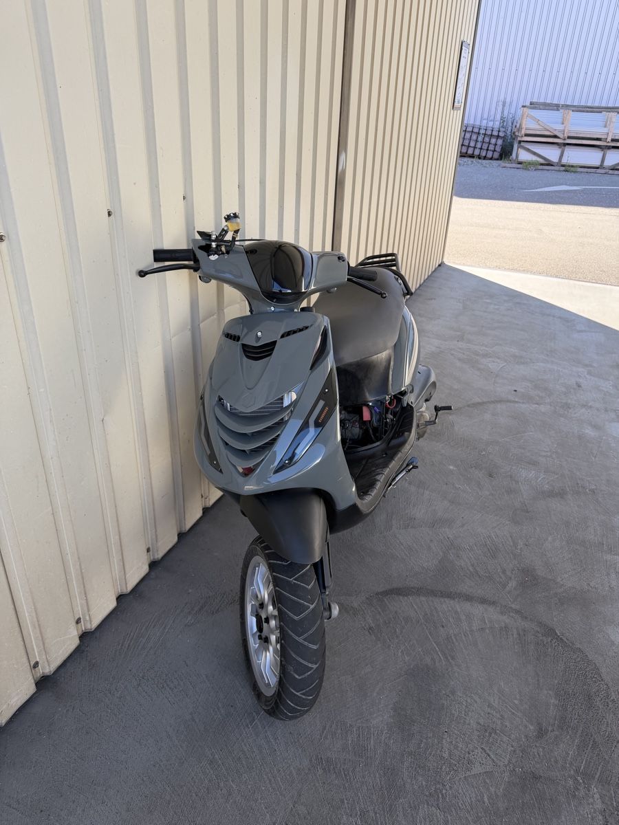 Piaggio Strada: Piaggio Zip Sp2 150ccm 2t | Gilera Runner Piaggio Skipper – Usato da Romanshorn venduto da Hadrenalin