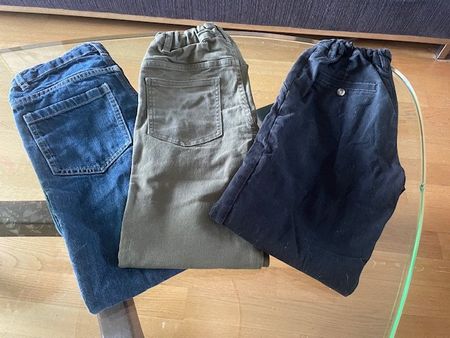 Lot de 3 pantalons pour garçon - Taille 140 cm - Bon état