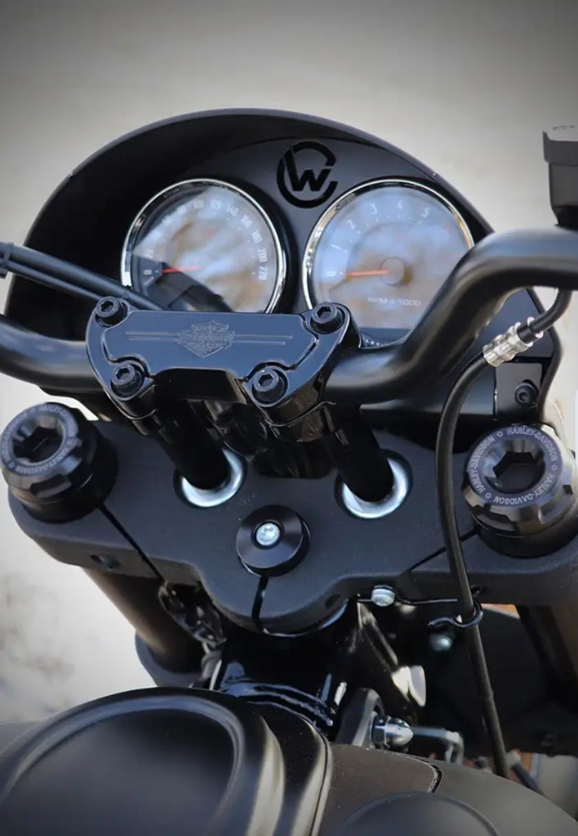 Harley-Davidson Toutes les pièces détachées moto: Tacho Versatzkit Harley Softail M8 – Neuf avec emballage d'origine à Aarburg par kor_zmw5 1