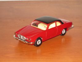 Corgi  JAGUAR XJ12C  1/36