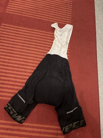 Velohosen mit Polster