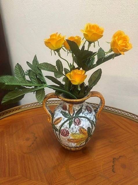 Vasen & Gefässe: Petit vase en faïence polychrome  – Gebraucht aus Le Châble VS von mtp_6k9b