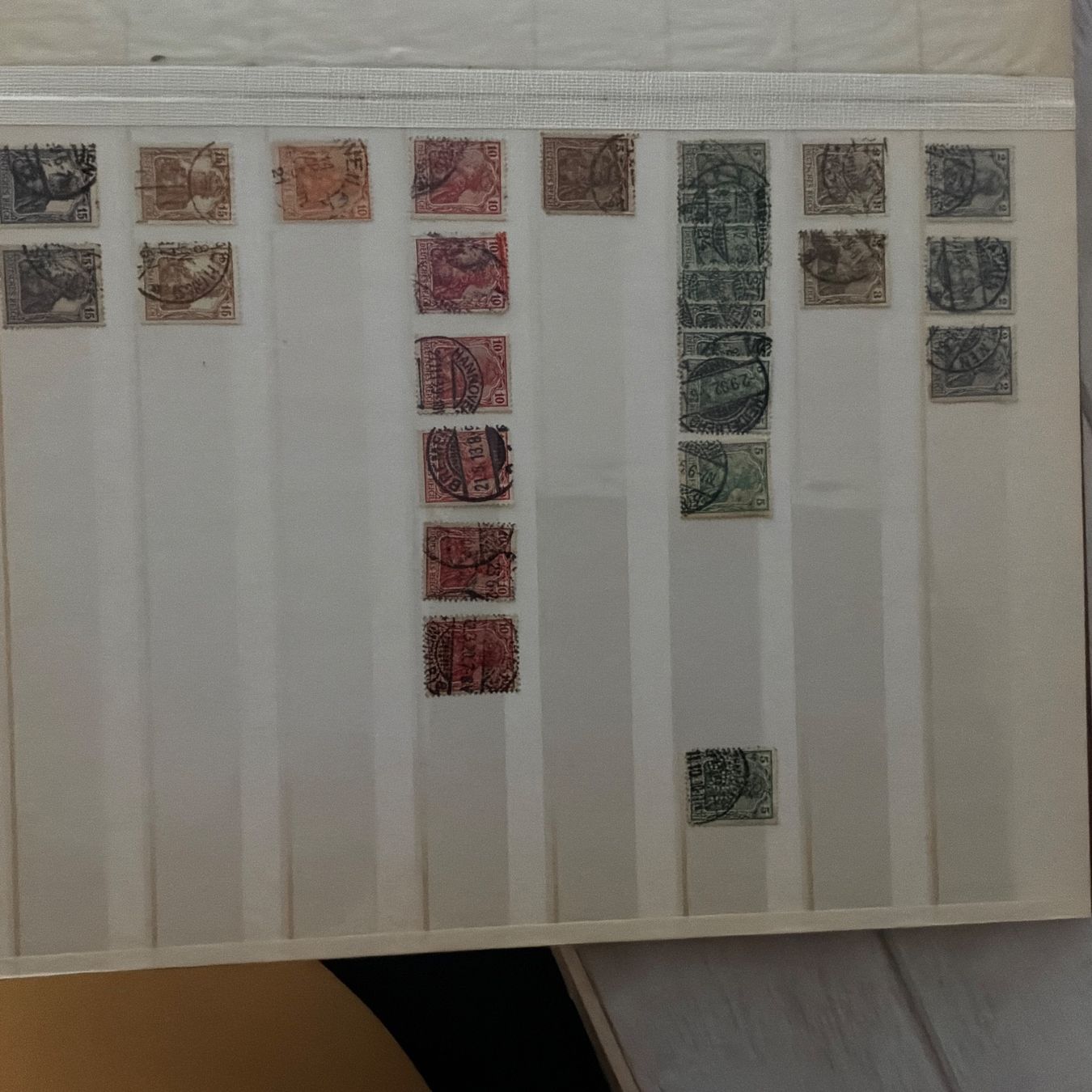 Tutti i francobolli: Briefmarkenalbum Deutsches Reich – Usato da St. Gallen venduto da Setin 2