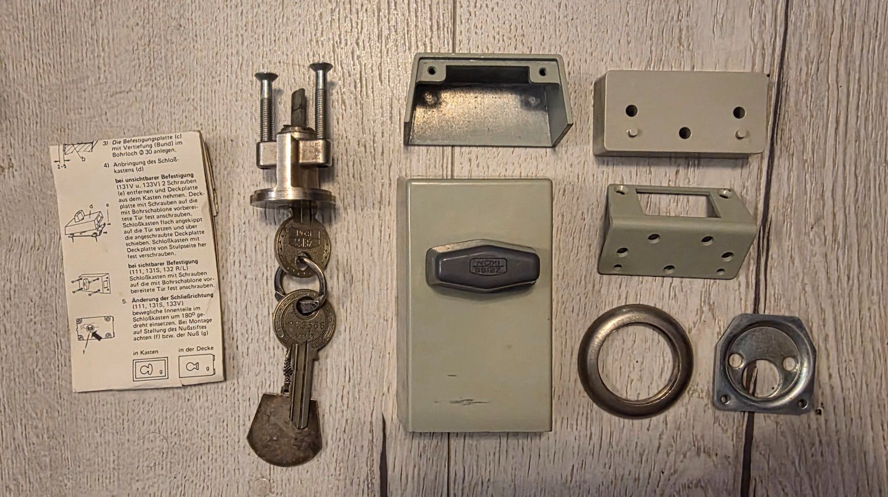 Ferramenta: Serrure de porte - Zeiss Ikon – Usato da Jouxtens-Mézery venduto da ger_hpd5
