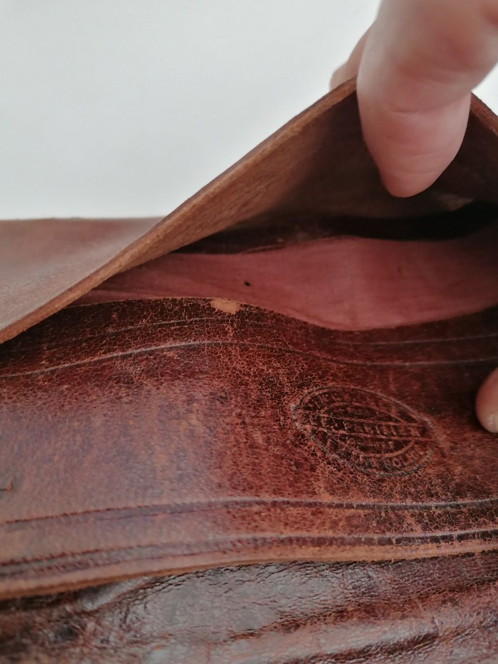 Portafogli: Antike Lederbrieftasche geprägt – Usato da Bottmingen venduto da dah_cfj9 5
