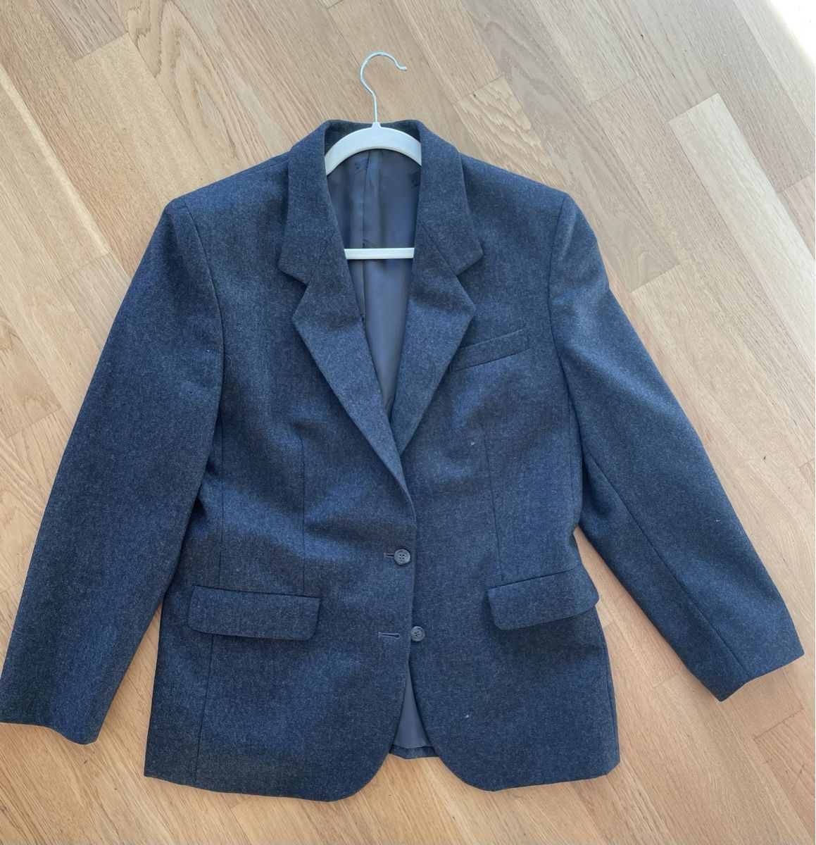 Burberry Giacche: Burberry wool blazer – Usato da zürich venduto da Ildiavolovesteprada