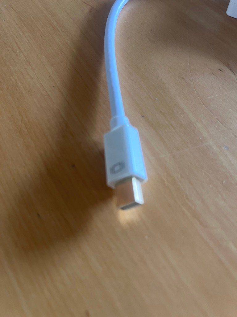 Lecteurs & Adaptateurs: Adaptor Apple Thunderbolt / VGA, HDMI, DVI – Neuf (Voir description) à Buchrain par Alcorn 2