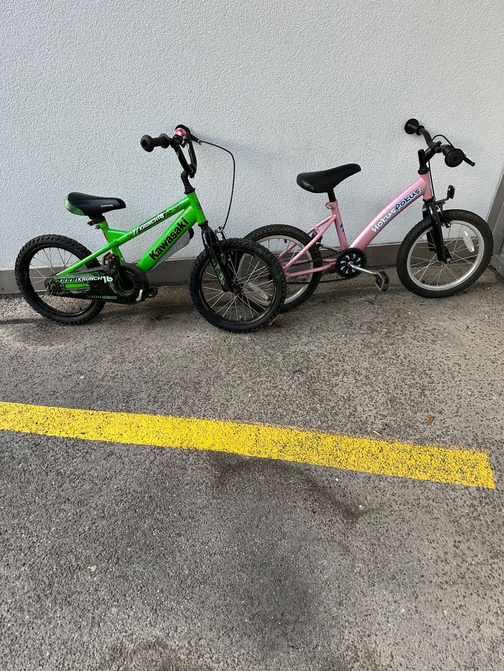 Velos: Zwei kindervelo – Gebraucht aus Zug von uri_z6fm