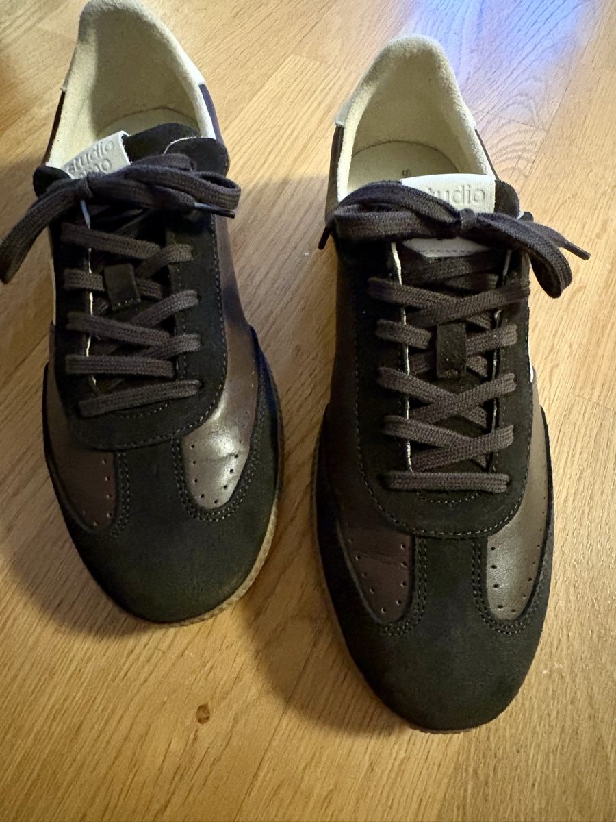 Scarpe da donna: Studio Amo Leder-Sneaker, braun/weiss, Gr. 39 – Nuovo (secondo la descrizione) da Luzern venduto da esnimo66 2