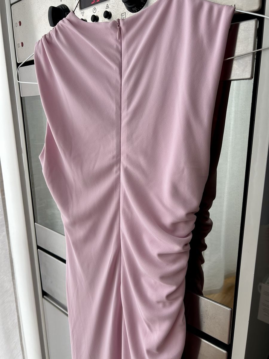 Zara Kleider: Hellrosa Abendkleid von Zara – Neu (gemäss Beschreibung) aus Zürich von ann_5b6d 4