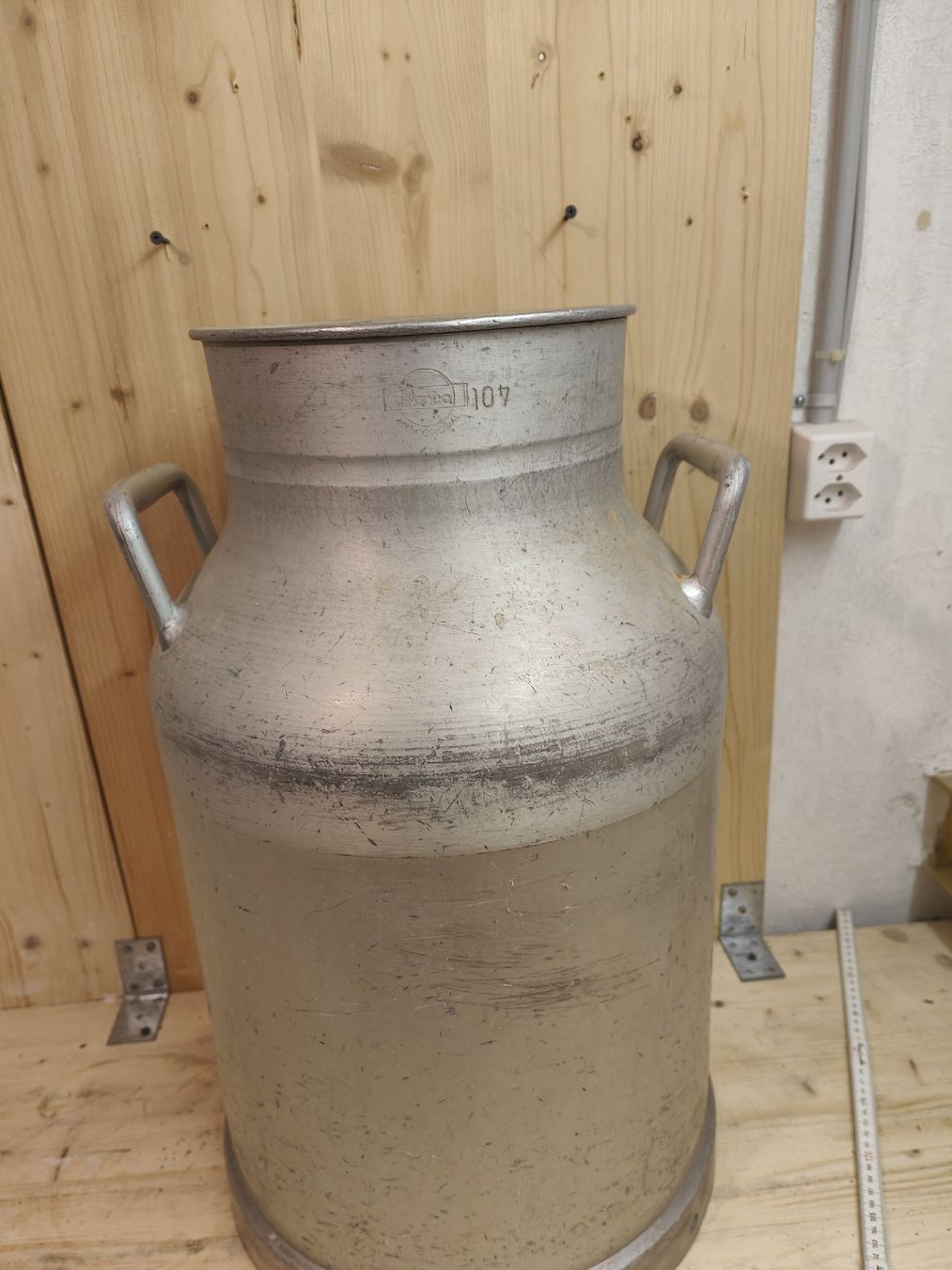 Agricoltura: Milchkanne alt Alu 40 Liter 2 – Usato da Schaffhausen venduto da b-chriss 1