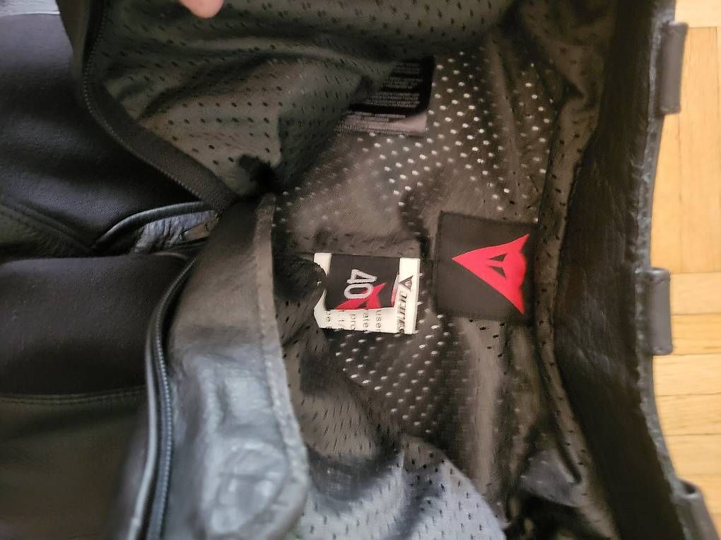 Dainese Pantaloni: Pantalon cuir Dainese – Usato da Carouge GE venduto da pat_9j5k 1