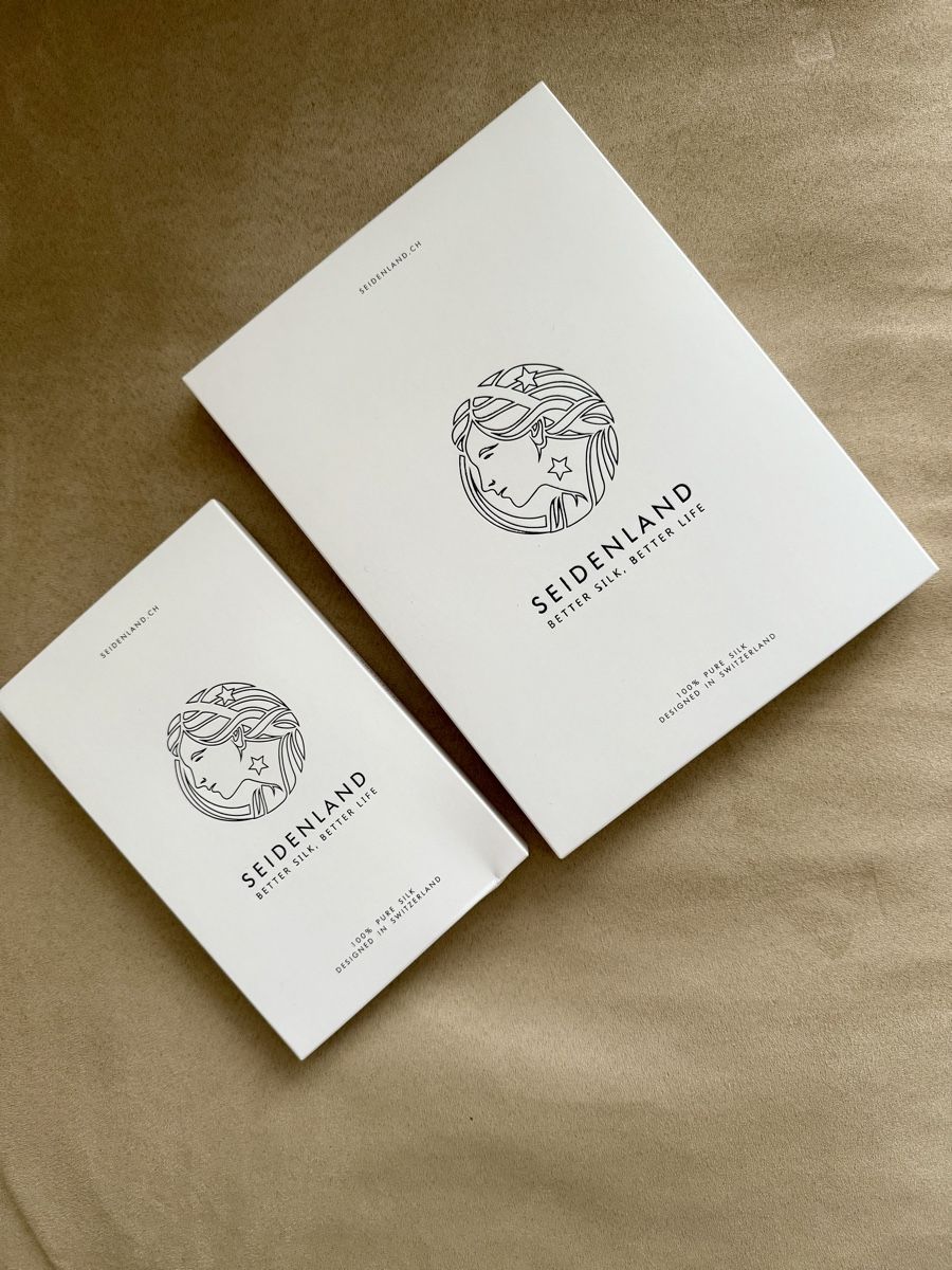 Altro in Cosmetici & Cura: Seide Schlafmaske & Haar Scrunchie – Nuovo e nell'imballaggio originale da Zürich venduto da Nika017 2