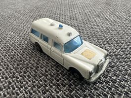 Lesney Matchbox K-26 Mercedes Benz Ambulance ab 9.-