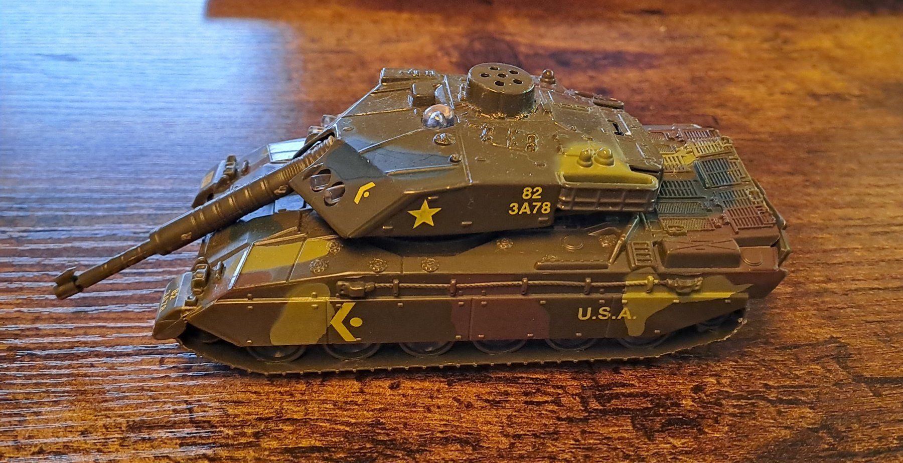 Kit di modellismo & Modellini statici: Militär-Panzer Modell USA – Usato da Bertschikon Gossau venduto da Singeruwe 2