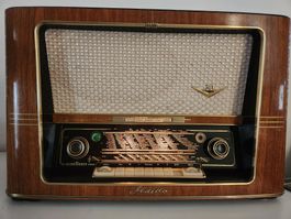 Nodmende Fidelio 1956 3D Röhren-Radio revidiert top Zustand