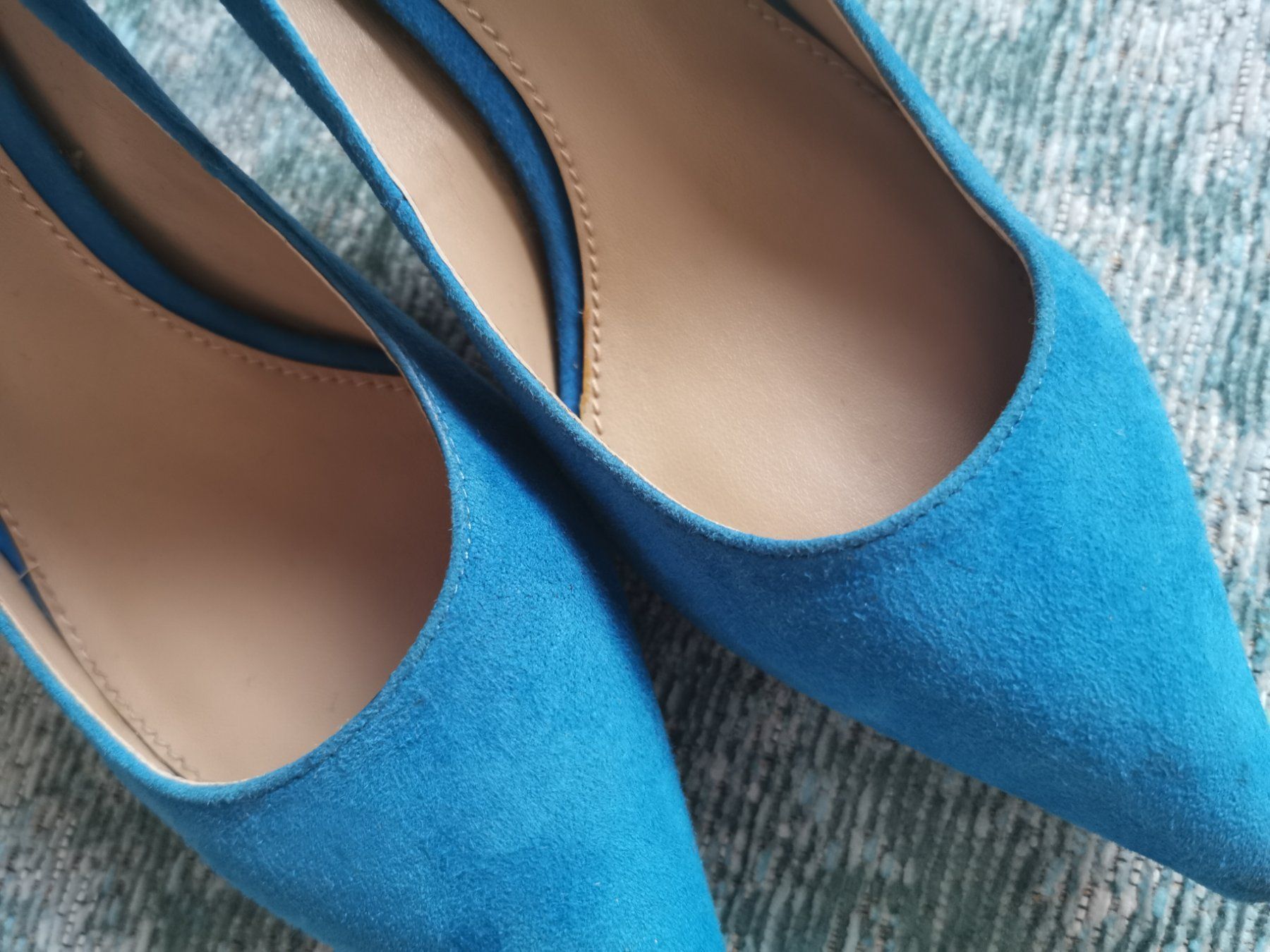 Damenschuhe: Saks 5th Avenue blaue Schuhe – Gebraucht aus Zollikon von Oksana206 1