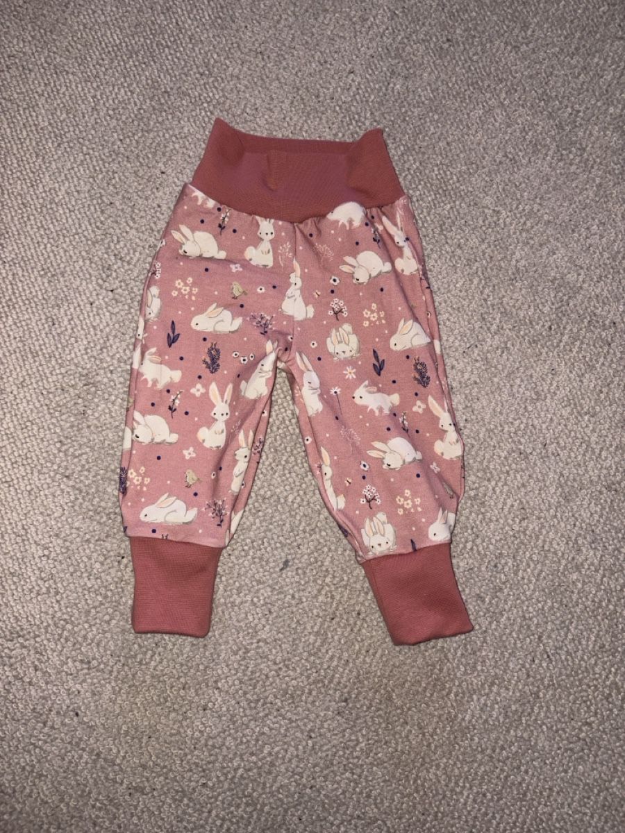 Pantalons:  Neue Handmade Pumphose 74/80 – Neuf avec emballage d'origine à Latterbach par eselin23