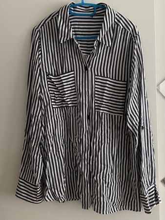 Damen Bluse schwarz weiss gestreift Grösse L