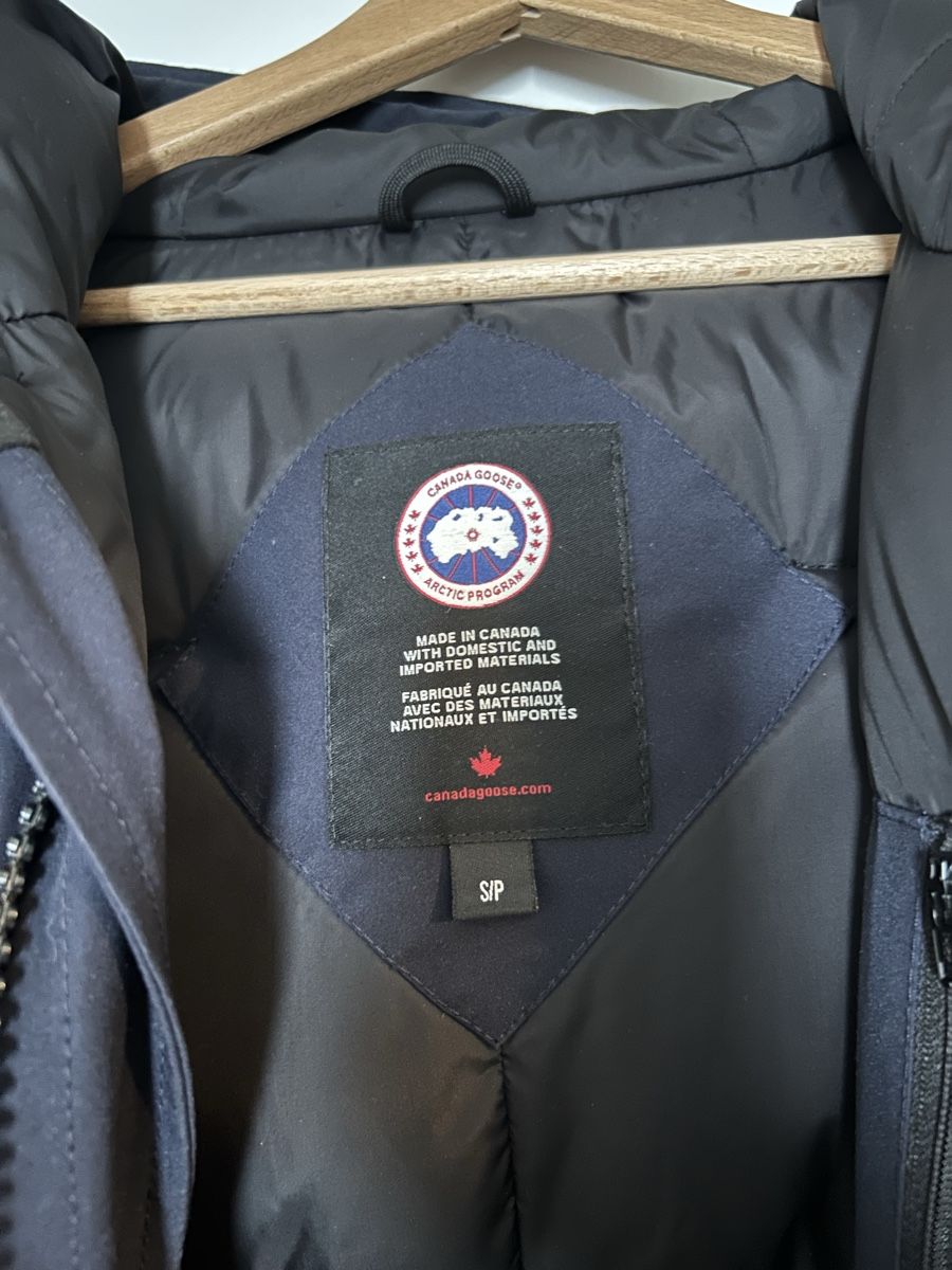 Canada Goose Cappotti: Canada Goose Parka  – Nuovo (secondo la descrizione) da St. Gallen venduto da meh_2tdn 1