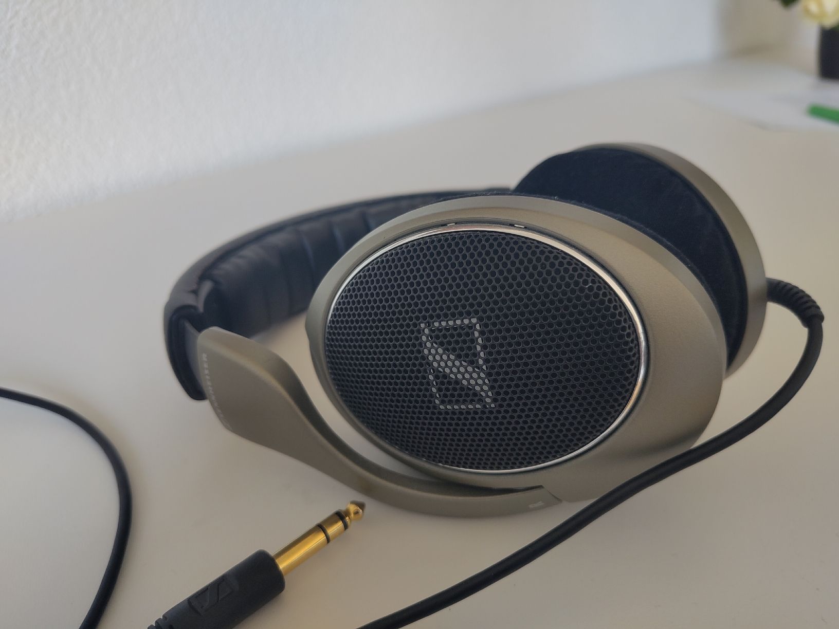 Sennheiser Cuffie: Kopfhörer Sennheiser HD 595 gebraucht – Usato da Stettlen venduto da uho_qxv5