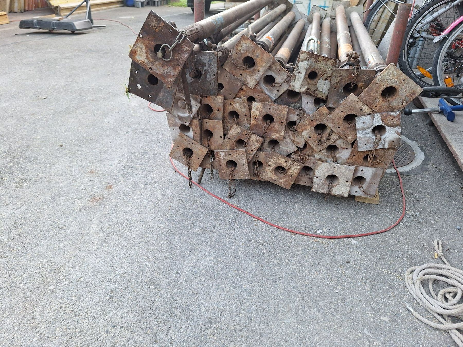 Balken: Deckenstützen Spriesse Stüper – Gebraucht aus Wohlen AG von mika26