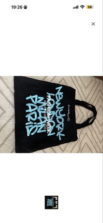 MAC Tasche FASHION WEEK NEW YORK LONDON MILAN PARIS A/W 22