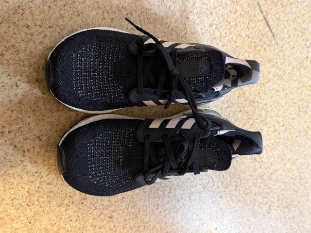Adidas Scarpe da donna: Adidas Sneaker Gr. 38 – Nuovo (secondo la descrizione) da Oeschgen venduto da Mich_elle 1