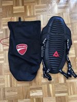 Protection dorsale Ducati avec sac noir