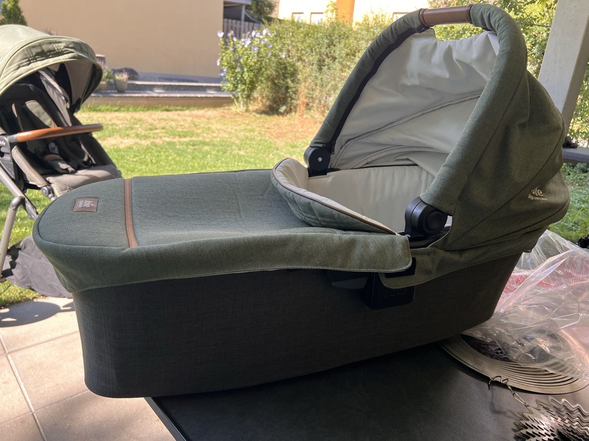 Joie Carrozzine: Premium Joie Signature Stroller and Carrycot – Usato da Niederwangen BE venduto da DCCdotCom 6