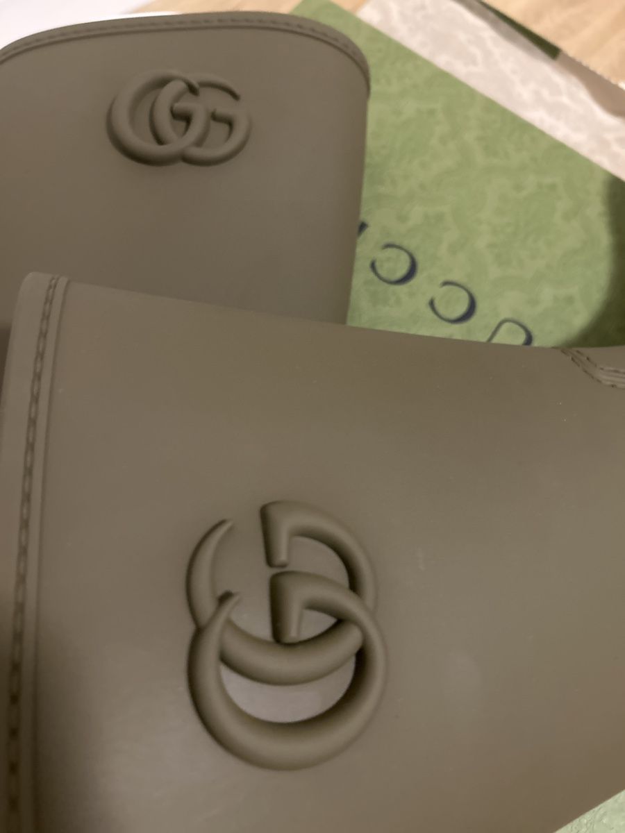 Herrenschuhe: NEW Authentic Gucci Rain Boots Elegant GG – Neu und originalverpackt aus Zürich von sel_tvq7 1
