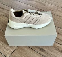 Fear of God adidas Los Angeles clay Runner 44